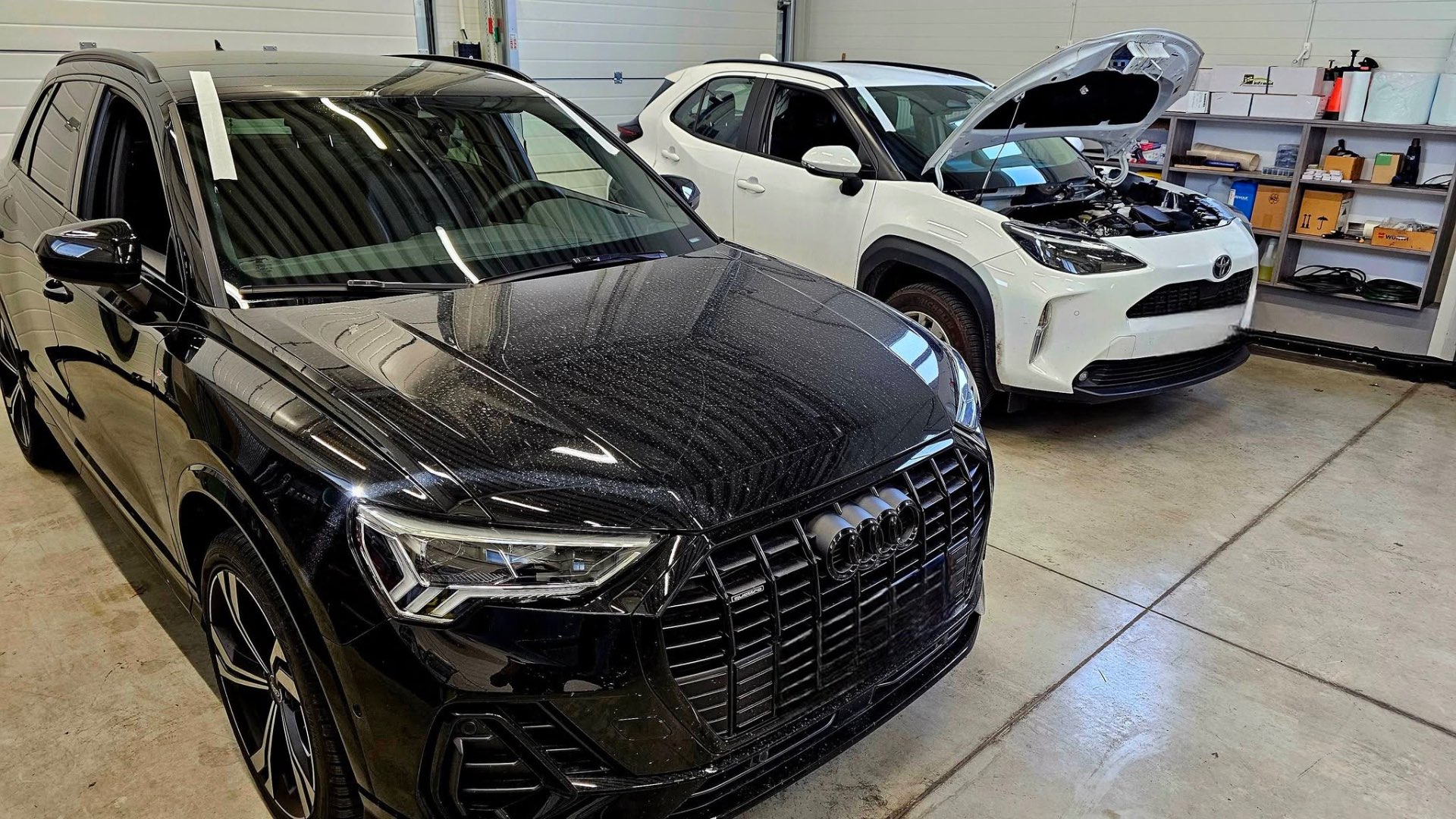 Tónování Audi Q3 a výměna skla Toyoty