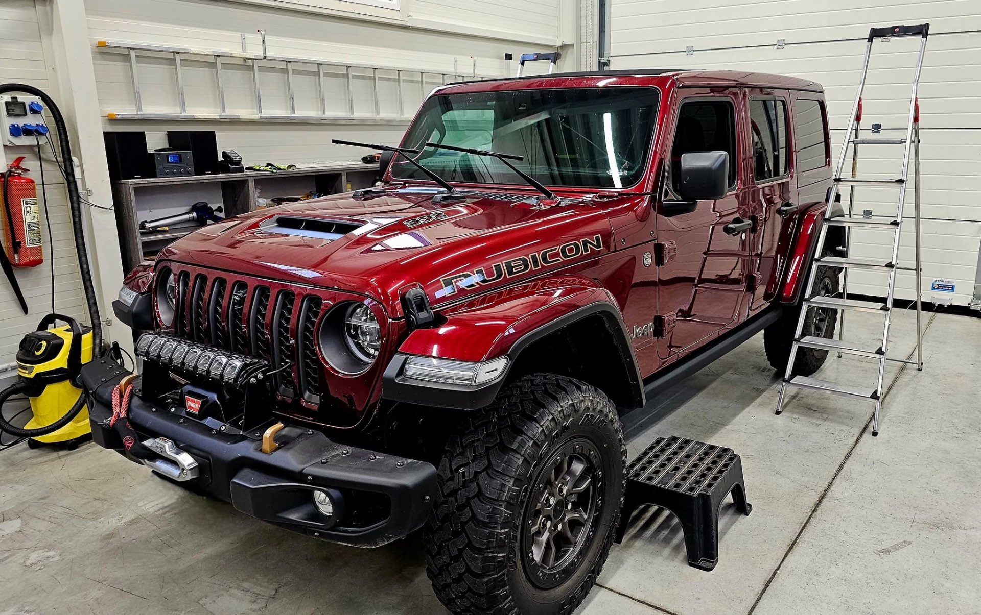 Tónování oken Jeep Wrangler Rubicon